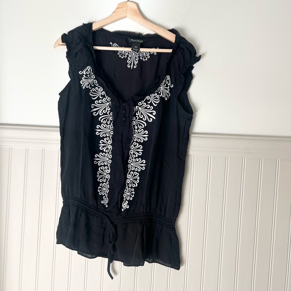 White House Black Market Black Embroidered Silk Sleeveless Blouse Medium